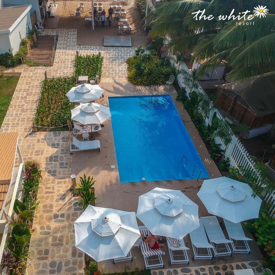 The White Resort Agonda Exteriör bild